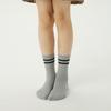 Calcetines para niños ZYZ al por mayor calcetines de estudiante de color sólido de goma alta deportivos estilo universitario barras paralelas calcetines de tubo para niños