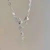 Collar de lazo rosa, cadena de clavícula de nicho de lujo ligero, joyería de celebridades de Internet, diseño avanzado, sentido femenino, dulce, accesorios geniales de moda