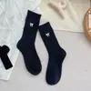 Calcetines Blancos Puros de Estilo Japonés Elegantes hasta Media Pantorrilla con Bordado de Lazo Dulce, Calcetines Suaves y Cálidos de Cachemir para Otoño e Invierno