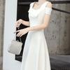 Vestidos de Noche Europeos y Americanos 2026 Nuevo Estilo Otoño Elegante Largo Banquete Lujo Ligero Nicho Socialité Vestido Blanco