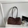 Bolsa de Axila Retro Tendência Outono e Inverno para Mulheres 2026 Novo Estilo Versátil de Alta Qualidade Grande Capacidade Bolsa de Ombro para o Dia a Dia