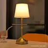 Lámparas de Mesa con Pantalla de Tela y Sentido del Diseño, Al por Mayor en Stock, Lámparas de Mesa de Tela para Hoteles, Dormitorios, Bares y Suministro Transfronterizo