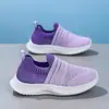 Comercio exterior transfronterizo zapatos de malla para niños sin cordones para niños medianos y grandes niños y niñas ligeros suela suave cómodos transpirables zapatillas deportivas para correr