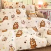 Juego de ropa de cama de cuatro piezas de coral de leche de grado A, funda de edredón de invierno con forro polar, juego de cuatro piezas de franela engrosada tamaño individual/king