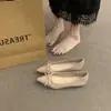 Chuyuji 2026 Primavera/Verano Nuevos Zapatos Planos Mary Jane Elegantes para Mujer Color Nude Puntiagudos que Aumentan la Altura
