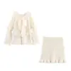 Estilo Delicado Doce Laço Cadarço Ruffle Recorte Tricô + Saia de Cintura Alta no Quadril Conjunto