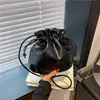 Bolsa Transversal Casual Versátil de Nicho para Mulheres, Bolsa de Mão Versátil Color Sólida da Moda com Cordão, Bolsa de Ombro Estilosa para o Dia a Dia