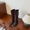 Botas Minimalistas Retro de Punta Redonda que Aumentan la Altura para Mujer 2026 Otoño Nuevo Estilo Chica Picante Elásticas Ajustadas Botas Altas