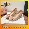 Zapatos nude de tacón bajo con tacón grueso, zapatos de tacón alto para mujer, nuevo modelo primavera 2026, punta redonda, tacón medio, zapatos de vestir versátiles con lazo