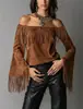 Top vintage europeu e americano com franjas para mulheres, nova camiseta de camurça de um ombro com manga sino estilo western, ombro a ombro