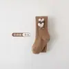 Leggings para niña de algodón peinado con estampado de corazones, colección otoño e invierno 2026, mallas lisas dulces para niña, disponibles para venta al por mayor con envío gratis