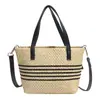 Bolso Cubo Estético de Alto Valor al por Mayor para Mujer, Nuevo Estilo Verano 2026, Bolso de Hombro Tejido de Paja con Bloques de Color, Bolso Cruzado Versátil de Moda