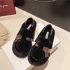 2026 Nuevos Zapatos de Algodón de Moda Estilo Commuting Otoño-Invierno, Pantuflas Peludas para Mujer, Suela Suave, Zapatos Planos de Moda para Uso en Exteriores