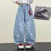 Calças Jeans para Meninos e Meninas 2026 Verão Novo Estilo Jeans Céu Estrelado para Meninas Estilo Coreano Calças Cimitarra Calças Jeans Longas Tendência