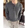 Estilo Old Money, suéter masculino com gola Henley, tendência outono/inverno, retrô, modelagem solta, top de tricô casual
