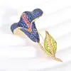 Broche de Lírio-Calla Azul Profundo Luxuoso e Finamente Trabalhado, Alfinete Floral Bicolor de Esmalte de Alta Qualidade, Flor Elegante para Lapela de Paletós