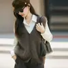 Colete de tricô de lã com forro de fleece e decote em V estilo commuter, cardigã sem mangas feminino, peça versátil para sobreposição, top estiloso e peça de outer
