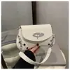 Bolsa pequena com nova textura 2025 feminina outono versátil bolsa transversal moda nicho ombro transversal axila bolsa feminina