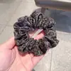Goma para el pelo plisada con estampado de leopardo para mujer, accesorio para el pelo retro coreano, alta elasticidad, adecuada para coletas bajas