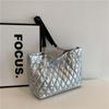 Bolsa de Gran Capacidad para Mujer 2024 Simple Nueva Moda Moda Moda Prismática Casual Bolso Tote Portátil Bolso de Hombro