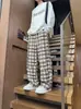 Calça casual xadrez texturizada branca, nova coleção outono 2026, calça casual masculina estilo americano de corte relaxed e perna larga
