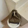 Comercio Electrónico Transfronterizo Bolso Nube Retro de Gamuza Temperamento de Alta Gama Bolso de Mano de Alta Gama Simple Moderno Versátil Bolso Dumpling