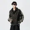 Jaqueta Patchwork Listrada e Estampada de Leopardo Retrô Americana, uma peça de outer wear moderna e de corte solto para homens e mulheres, perfeita para casais e fácil de combinar com qualquer look.