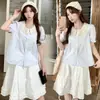 Conjunto de Maternidad Verano 2026 Azul Claro Estilo Primer Amor Lazo Top de Maternidad Cordón Falda Blanca Multicapa de Encaje