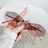 Nuevo Diseño Otoñal Gafas de Sol Metálicas con Incrustaciones de Diamantes Letra F Selecciones de Influencers Europeos y Americanos Gafas de Sol para Mujer con Acabado de Alta Gama