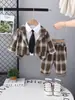 Conjunto de traje de cuadros para niño, estilo coreano de primavera y otoño, conjunto formal de tres piezas para bebé con camisa de manga larga, corbata y pantalones