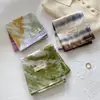 Bufanda de Seda de Moda de Gama Alta Estilo Nuevo Primavera y Verano Versátil Atmósfera de Lujo Ligero Bufanda Protectora Solar Estampada Decorativa Cuadrada para Mujer