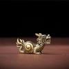 Dragão de Latão Jiuzi Pequenos Ornamentos Chá Chong Zhi Chi Kiss Pu Lo An Taotie Pede Yi Figura Pimenta Peça de Jogo