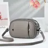 Bolsos de mano populares de mujer más vendidos en la frontera: moderno, versátil, casual, a la moda, elegante, de alto valor, gran capacidad, lujo discreto, de nicho