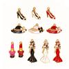 Accesorios DIY Estilo Princesa Chanel Labial Labios Sombrero Aleación Accesorios de Goteo de Aceite Colgante Llavero