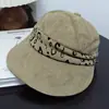 Boina Plana de Camurça Wide-Brimmed Estilo Retrô Chapéu de Pescador Outono/Inverno Versátil Fashionável Quente Chapéu de Equitação para Mulheres com Suporte para Máscara