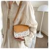 Bolso Pequeño de Color Contrastante para Mujer 2024 Primavera y Verano Nueva Moda Estilo Europeo y Americano Bolso de Silla de Montar Retro Presbiópico con Letra Bolso Cuadrado Pequeño