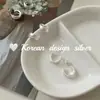 Pendientes de Moda Coreana Diseño Minimalista Pendientes de Gancho Cepillados de Plata de Ley S925 Versátiles para el Trabajo Pendientes para Mujer