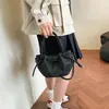 Bolso de Cubo Casual de Gran Capacidad 2026 Otoño/Invierno Nuevo Estilo Moderno Bolso de Hombro Versátil Retro Bolso de Mano