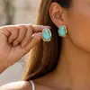 Conjunto de joias de pérolas irregulares barrocas transfronteiriças europeu e americano para mulheres, brincos de alta qualidade, brincos de contas de luxo leve atacado