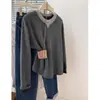 Camiseta de Manga Larga con Hombro Normal de Falso Dos Piezas para Mujer, Capa Interior para Principios de Otoño, Camisa Base, Top de Nueva Llegada de Otoño
