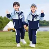 Uniformes Escolares Personalizados para Alunos do Ensino Fundamental e Médio, Jaquetas à Prova de Frio, Conjunto Desmontável de Três Peças, Uniformes de Jardim de Infância, Uniformes de Classe Infantis para Outono e Inverno