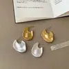Brincos de Metal Geométricos Foscos Onda Gota d'Água para Mulheres, Design de Nicho, Estilosos, Modernos, Versáteis