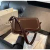 Bolso de Axila de Nicho para Mujer Otoño e Invierno 2024 Nuevo Bolso Cuadrado Pequeño de Moda Tendencia Textura de Alta Gama Estilo Extranjero Bolso Cruzado Versátil