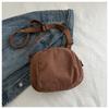 Bolso Cruzado Juvenil y Hermoso Estilo Universitario Nuevo Verano 2025 Bolso de Hombro Versátil para Compras Diarias Bolso de Mano para Mujer