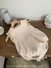 Ropa Nueva de Otoño e Invierno 2026 para Bebés e Infantes, Mono con Chaleco de Moda Estilo Coreano con Adorno de Encaje para Bebés Niñas