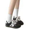 Zapatillas de entrenamiento alemanas de alta moda populares para mujer, nuevas zapatillas de otoño 2026, zapatos casuales versátiles de nicho con suela gruesa