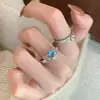 Anel de Dedo Indicador Vintage Retrô Novo Chinoiserie Azul Coroa de Lágrima Gota d'Água Bicolor Medieval de Alto Padrão Exquisito