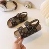 Sandálias de Moda Feminina 2026 Verão Novo Estilo Sandálias Casuais de Dedo Aberto para Crianças Estilo Coreano Sandálias Birkenstock