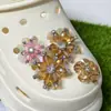 Vendas Diretas da Fábrica Joias de Flor de Contas Feitas à Mão Contas de Cristal Acessórios de Roupa DIY Acessórios Broche Acessórios de Roupa