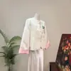Jaqueta Jacquard Bordada Chinesa Francesa Nova Fresca Generosa Fashionable Outono 2026 Nova Gola Redonda Versátil Temperamento Top Feminino